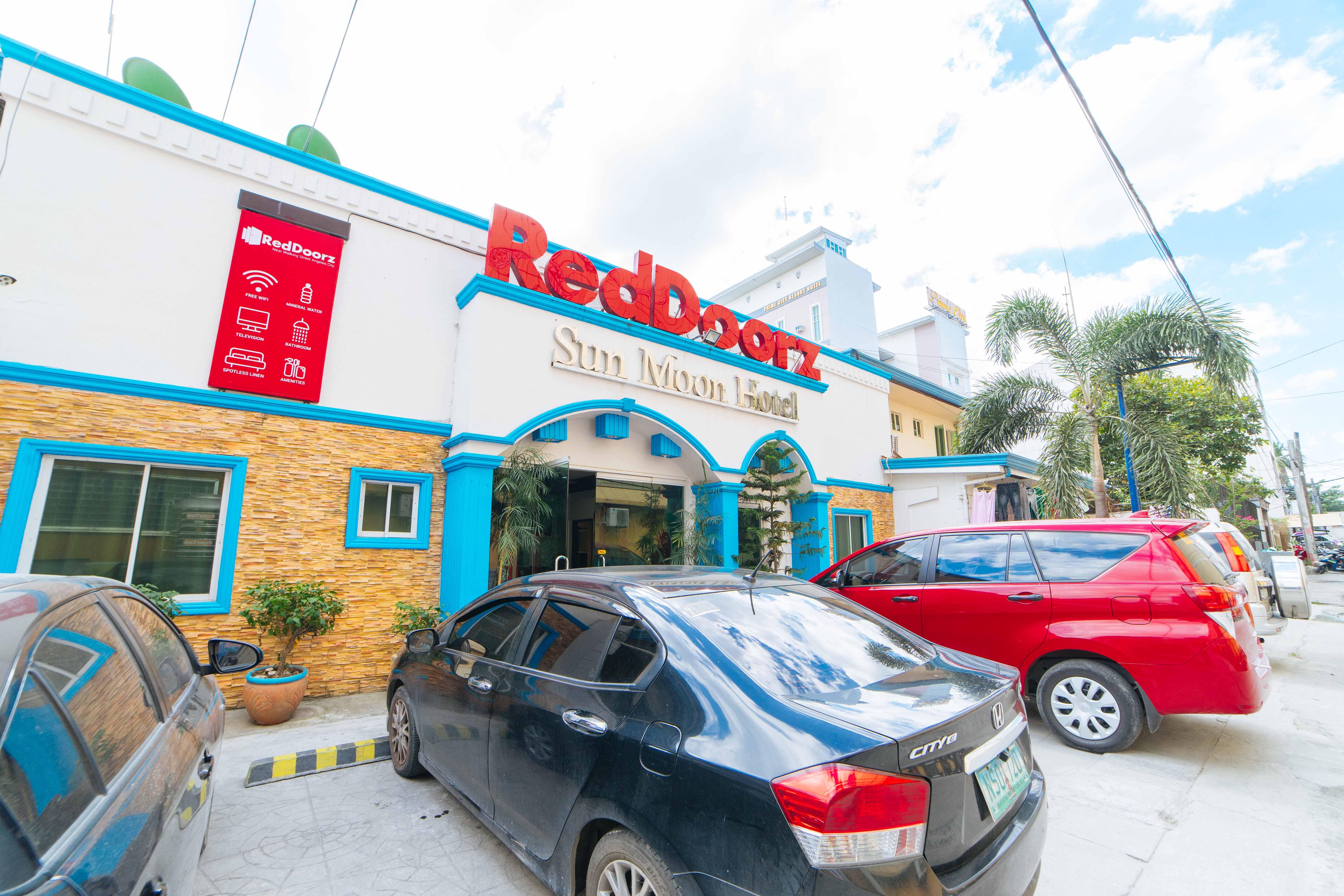 Reddoorz Near Walking Street Angeles City Exterior photo