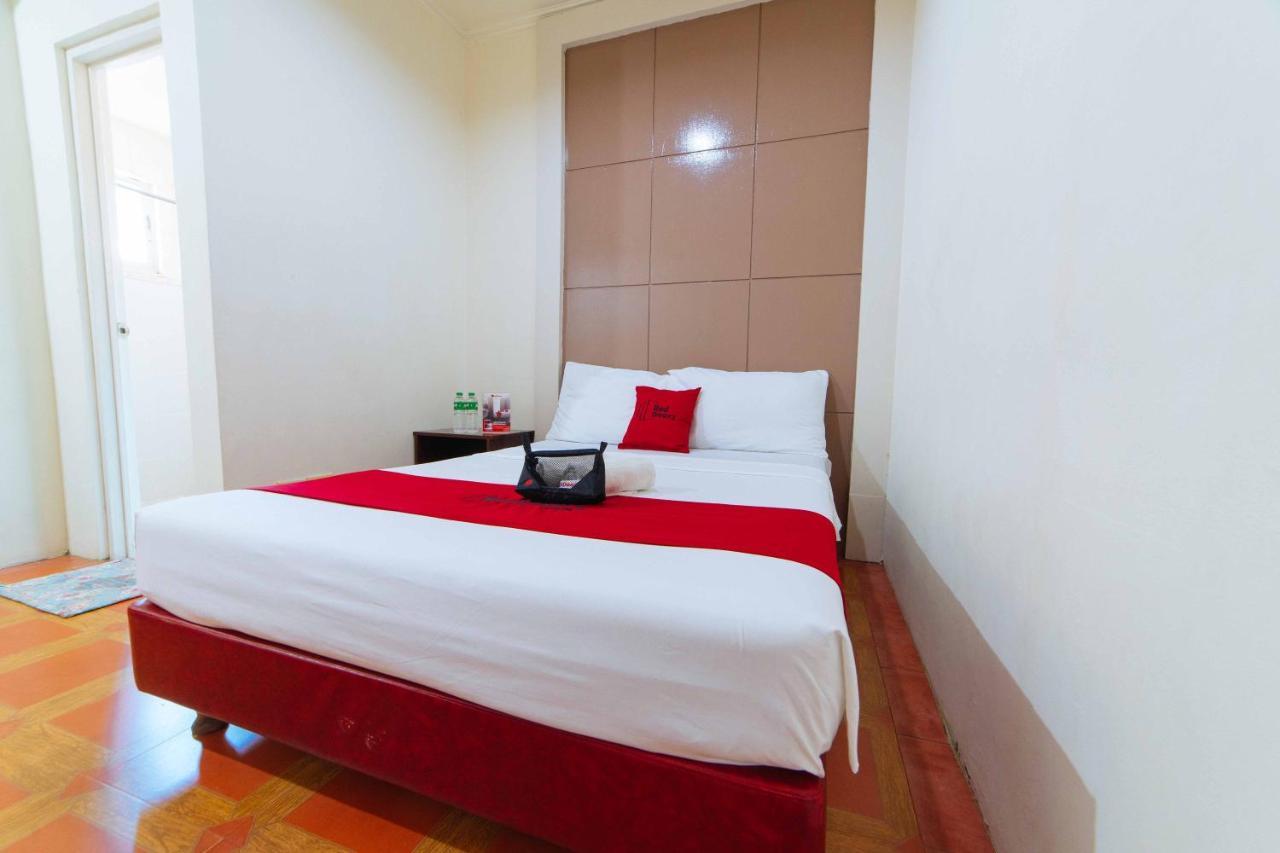 Reddoorz Near Walking Street Angeles City Exterior photo